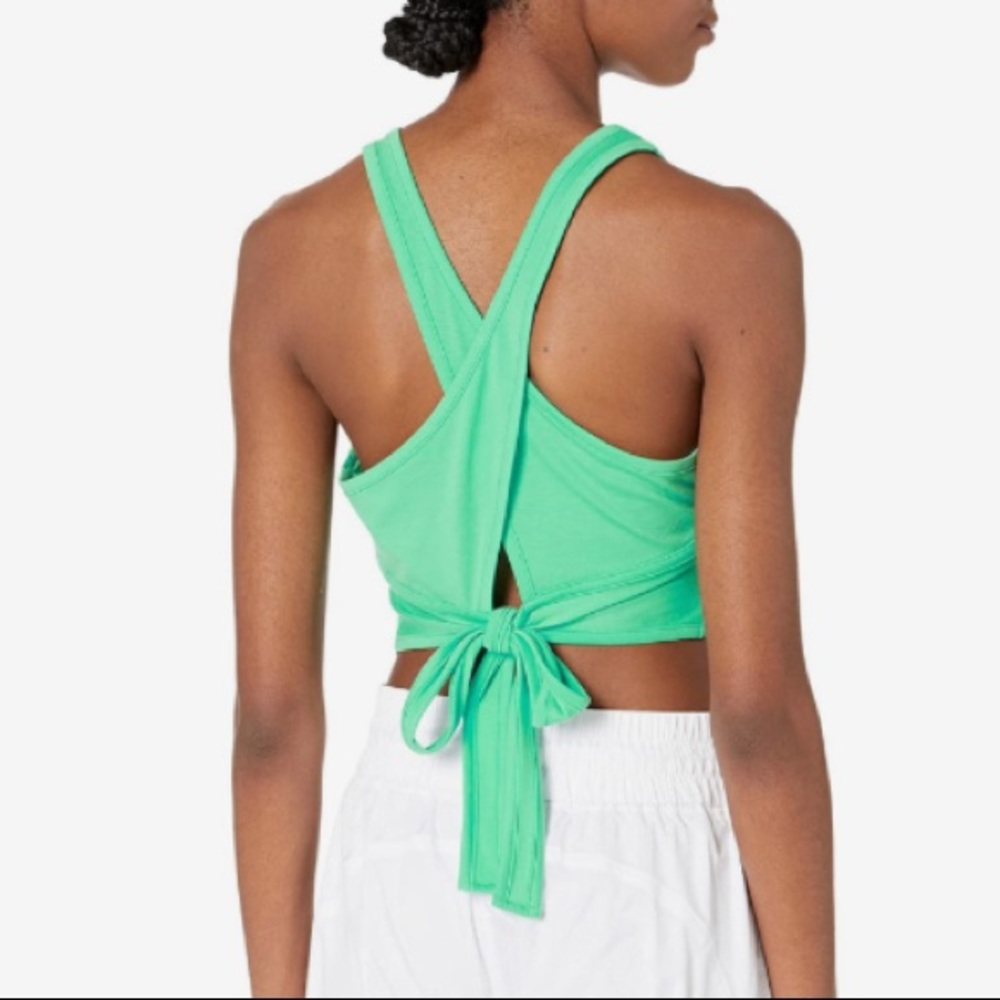 Fila Fit & Fabulous Tank in Green - Picture 2 of 13